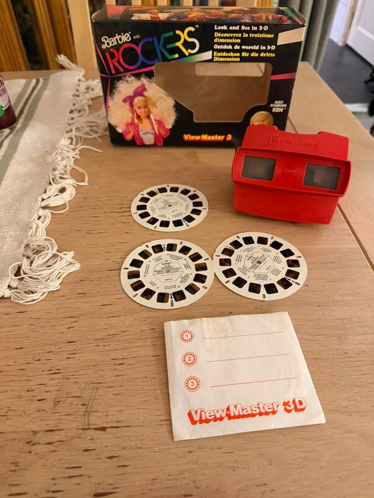 Barbie rockers view-master 3d met doos als nieuw, Verzamelen, Speelgoed, Ophalen of Verzenden, Zo goed als nieuw