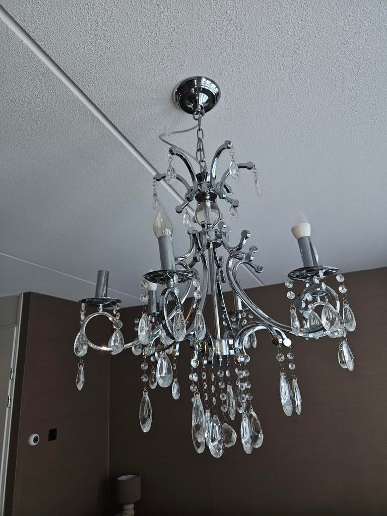 2 kroonluchters, Ophalen, Zo goed als nieuw