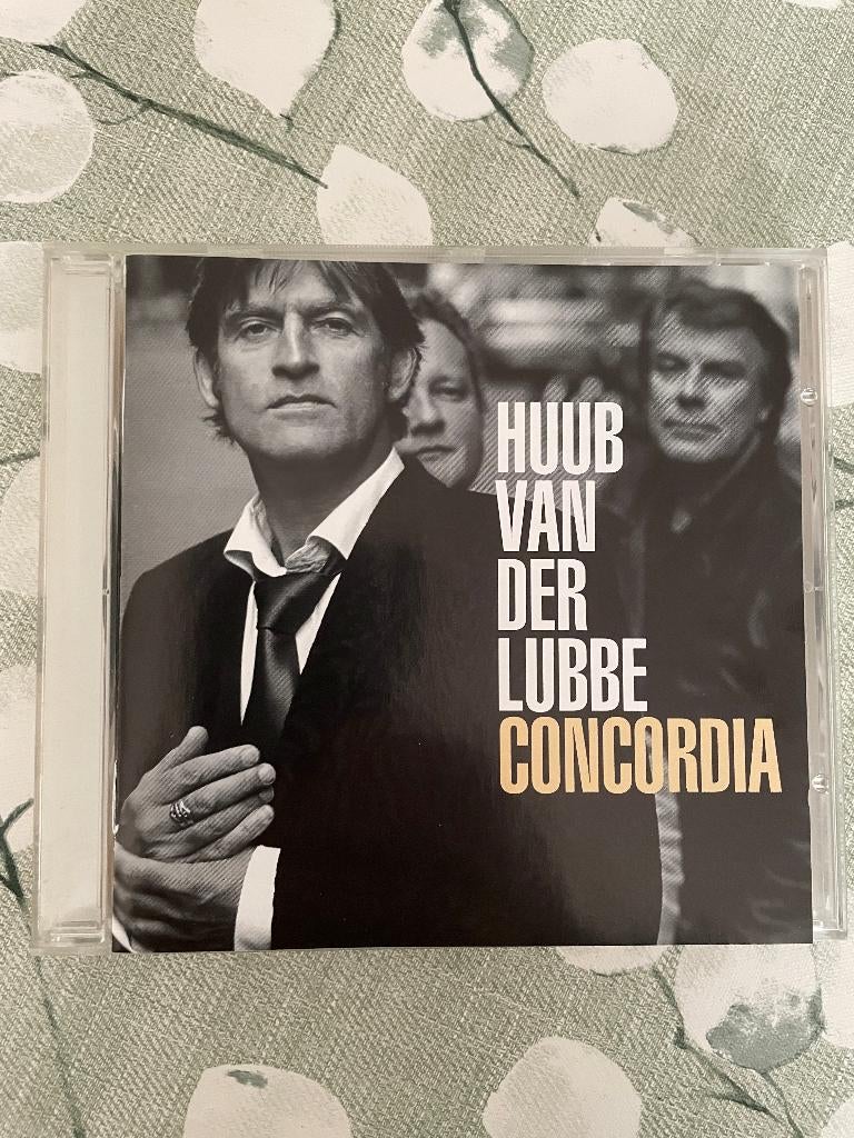 Huub van der Lubbe - Concordia, Ophalen of Verzenden, Gebruikt, Levenslied of Smartlap