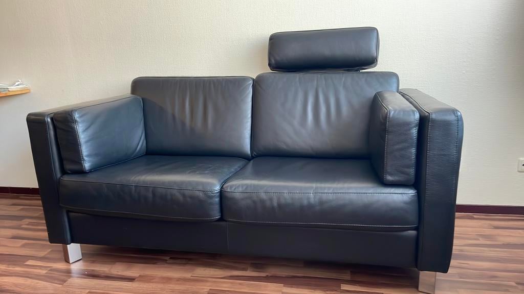 zwarte lederen 2,5 zits bank designmerk SKALMA, Huis en Inrichting, Banken | Bankstellen, Ophalen, 150 tot 200 cm, Tweepersoons
