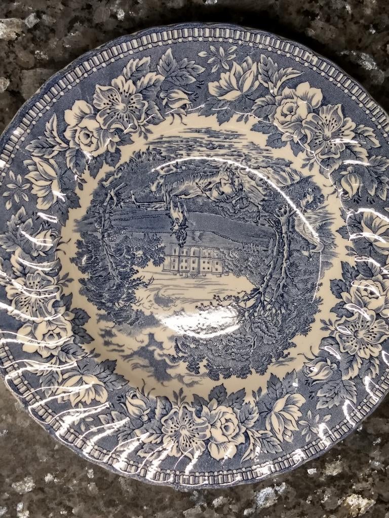 Engels bord blauw wit met jachttafereel, Ophalen of Verzenden