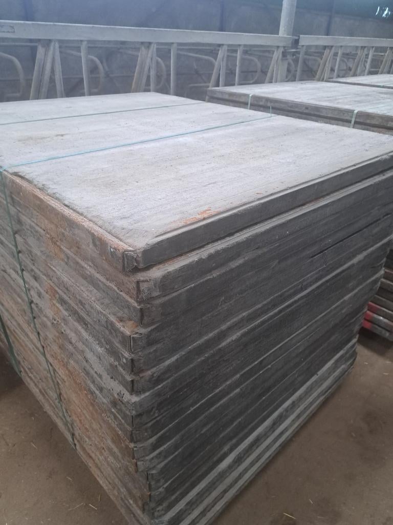 Massieve kunststof steenschotten  2 maten, Ophalen of Verzenden, Zo goed als nieuw, Overige materialen