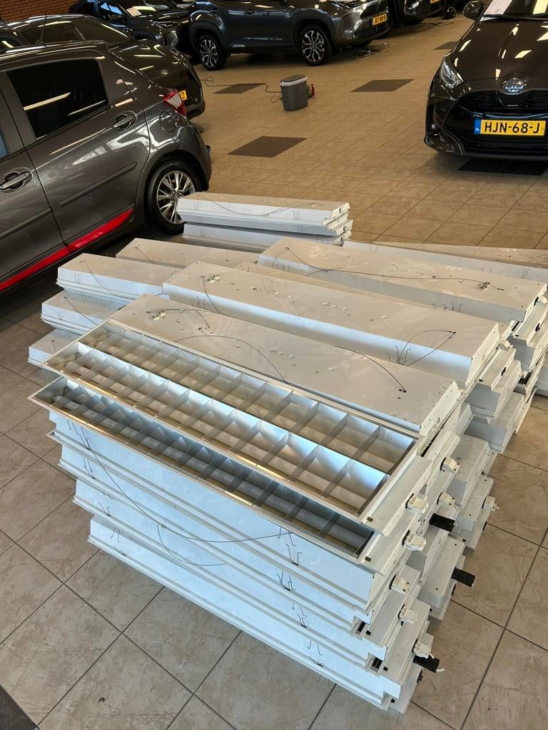 77 Lichtarmaturen120x30 met ledlampen, Ophalen, Zo goed als nieuw, Minder dan 50 watt