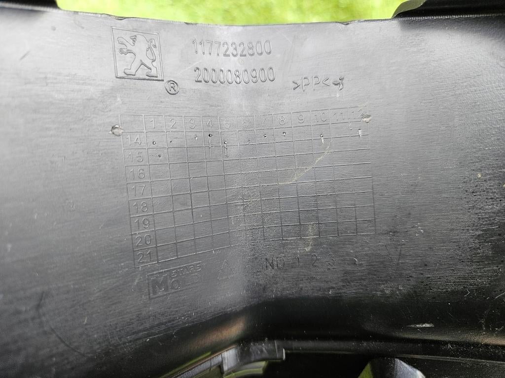 PEUGEOT Speedfight 3 treeplank voetenplank Speedfight3 voet, Speedfight, Ophalen of Verzenden, Zo goed als nieuw, Kap