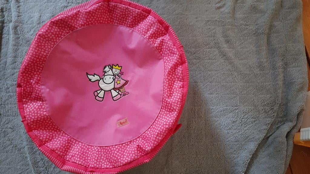 Mooie meisjespoef, merk Sigikid, Ophalen of Verzenden, Zo goed als nieuw, Overige typen