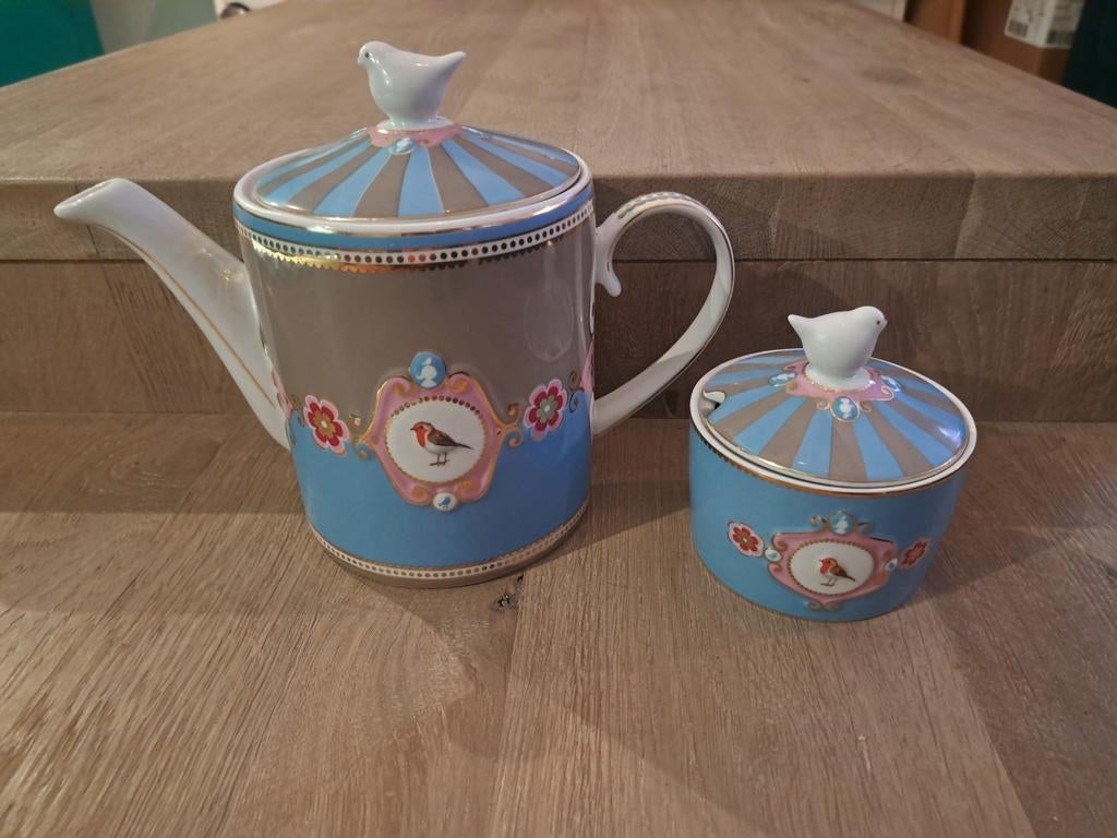 Pip studio theepot en suikerpot, zgan., Huis en Inrichting, Keuken | Servies, Zo goed als nieuw, Overige typen, Overige stijlen
