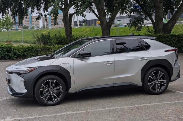ALS NIEUWE 20” Toyota BZ4X Lexus NX + 235/50R20 zomerbanden, Banden en Velgen, Nieuw, Ophalen of Verzenden, 235 mm