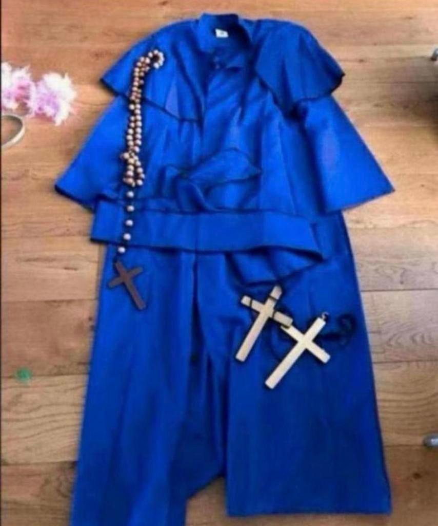 Opkoper: voor Partij Carnavals/ Verkleed kleding + 35 stuks, Ophalen of Verzenden, Zo goed als nieuw