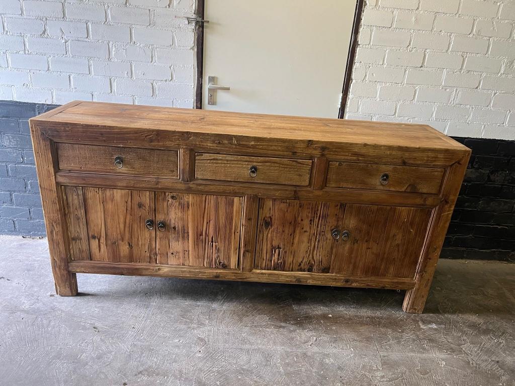 Chinees elmwood dressoir chinese kast 2 meter  stoer sober, Huis en Inrichting, Kasten | Dressoirs, Verburgt Vintage, Met deur(en)