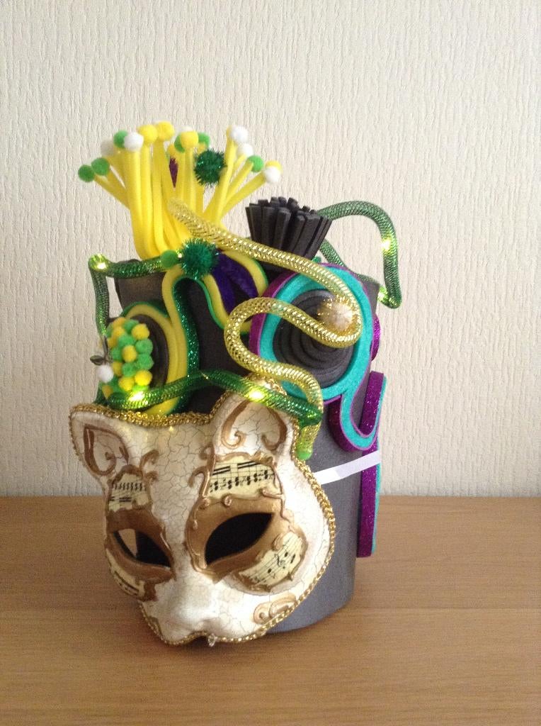 carnavals foam hoeden, Ophalen of Verzenden, Zo goed als nieuw, Carnaval