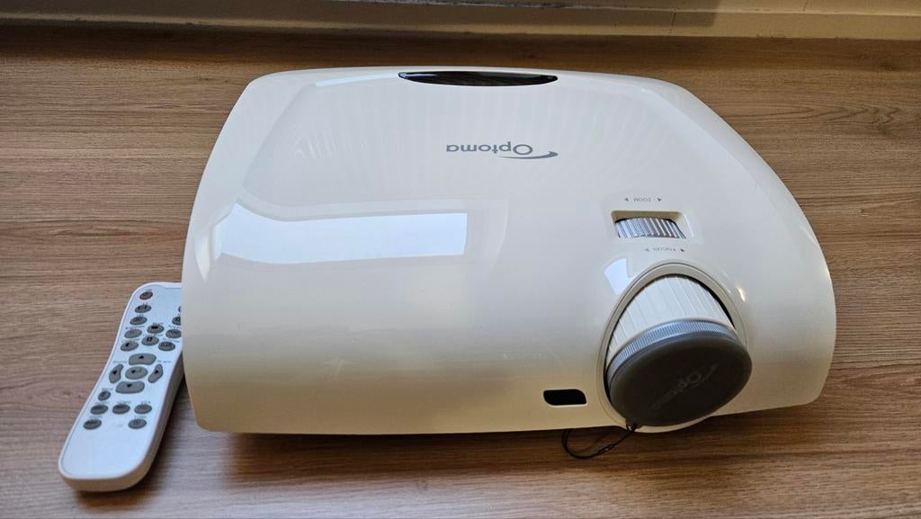 Optoma HD33 Full HD 3D beamer, Audio, Tv en Foto, Beamers, Ophalen of Verzenden