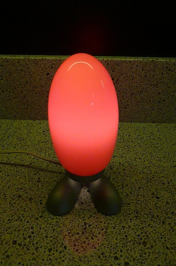 Twee Ikea ei- tafellamp, Dino design Tatsuo Konno (roo, Huis en Inrichting, Lampen | Tafellampen, Ophalen of Verzenden, Gebruikt