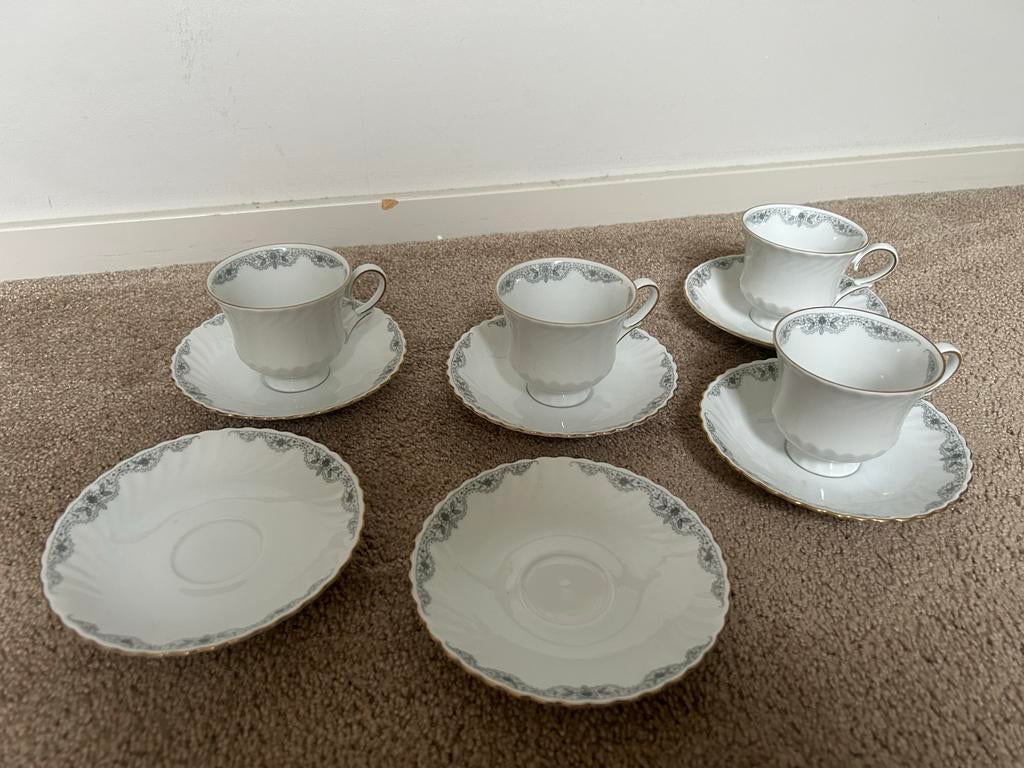 Vintage Kopjes en Schotels Set Kaiser, Huis en Inrichting, Keuken | Servies, Ophalen of Verzenden, Zo goed als nieuw, Overige stijlen