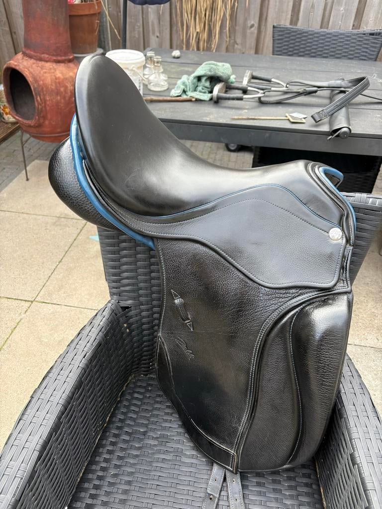 Zaldi Kent 2G 17,5 inch dressuur zadel, Ophalen, Gebruikt, Dressuur