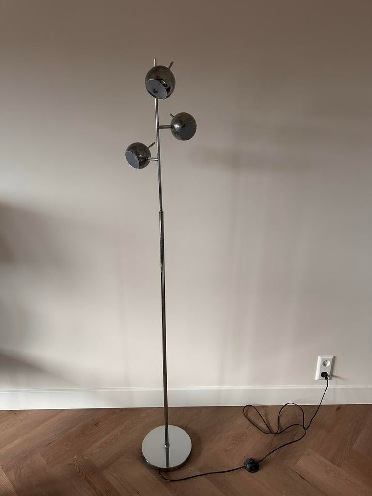 Stijlvolle Vloerlamp Justin van MADE, Huis en Inrichting, Lampen | Vloerlampen, Ophalen, Gebruikt, Metaal, 150 tot 200 cm