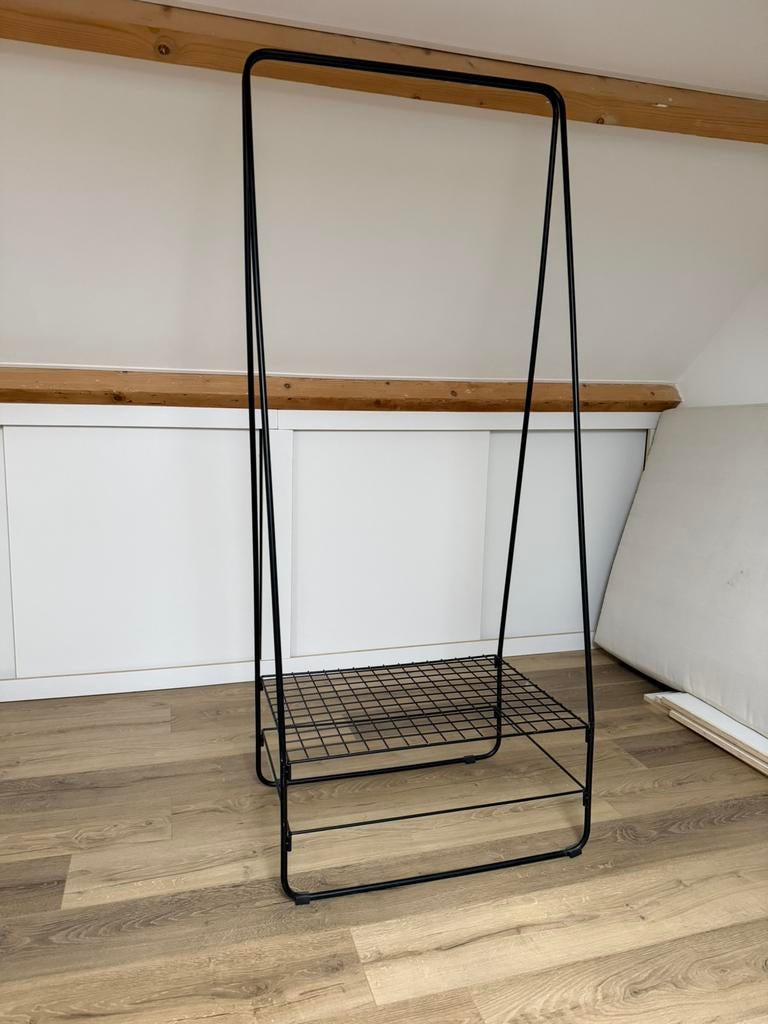 Kledingrek zwart metaal 170 hoog en 70 breed, Ophalen, Gebruikt