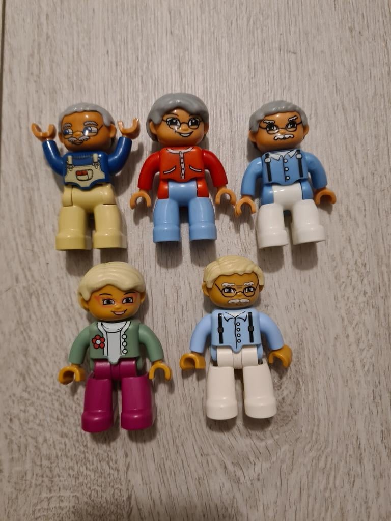 Opa en oma poppetjes nieuw prijs per stuk, Ophalen, Nieuw