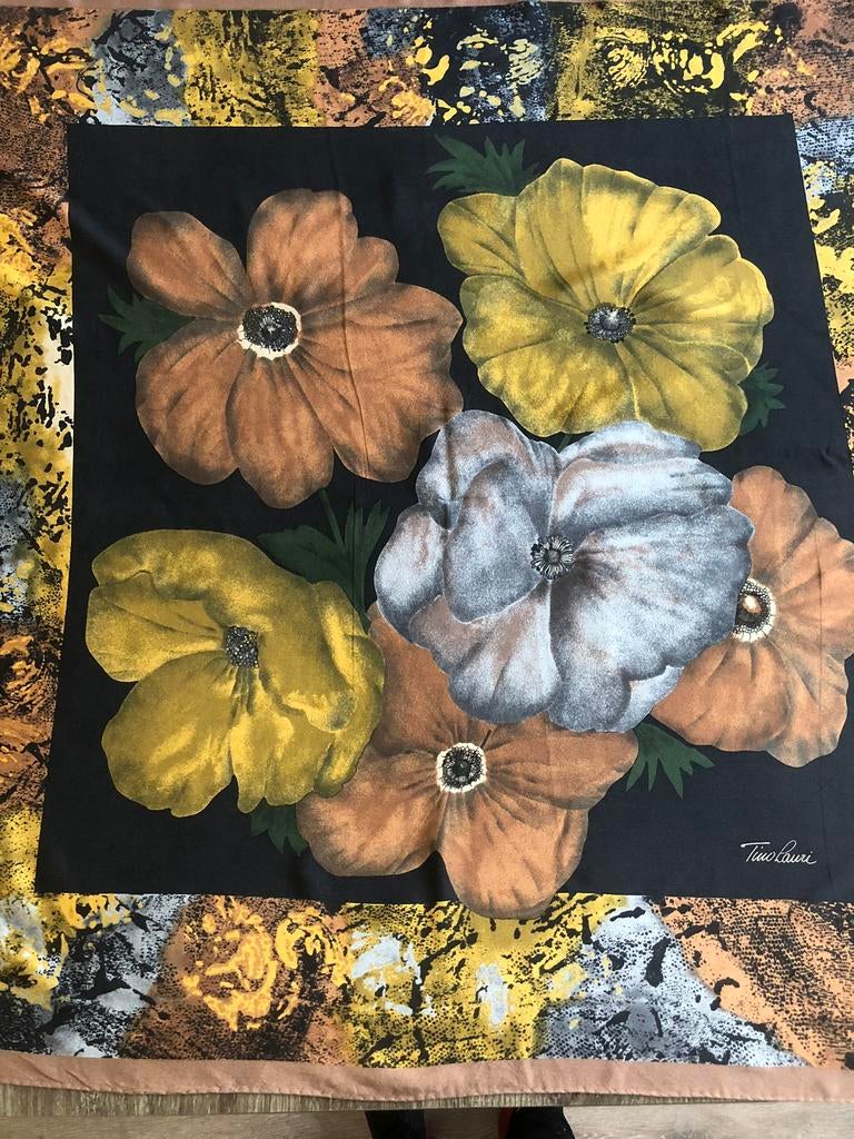 Leuke sjaal, Ophalen of Verzenden, Zo goed als nieuw, Maat 46/48 (XL) of groter, Sjaal