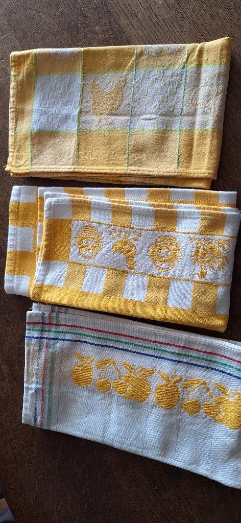 3 theedoeken met vrolijke gele kleur, Ophalen of Verzenden, Nieuw, Geel, Theedoek of Handdoek