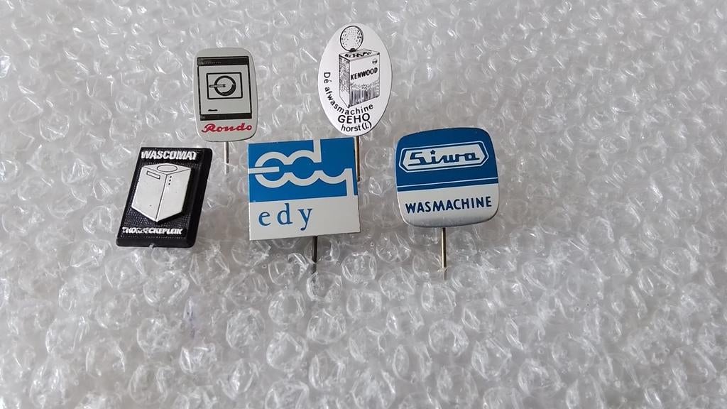 5 verschillende speldjes wasmachines, Verzamelen, Ophalen of Verzenden, Zo goed als nieuw, Overige onderwerpen