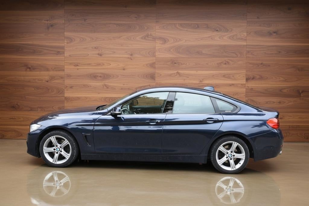 BMW 4 Serie Gran Coupé 418d Business | NAVI | TREKHAAK, 745 kg, 4 cilinders, Blauw, 1465 kg