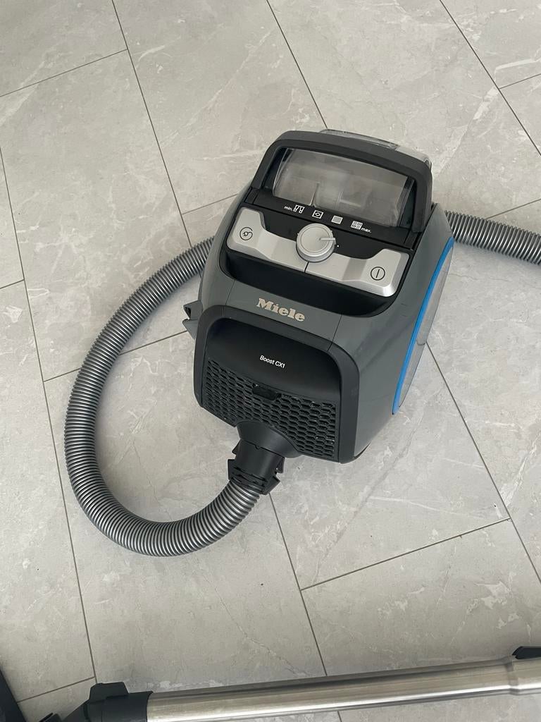 Miele Boost CX1 stofzuiger, Witgoed en Apparatuur, Ophalen of Verzenden, Zo goed als nieuw, Reservoir, Stofzuiger