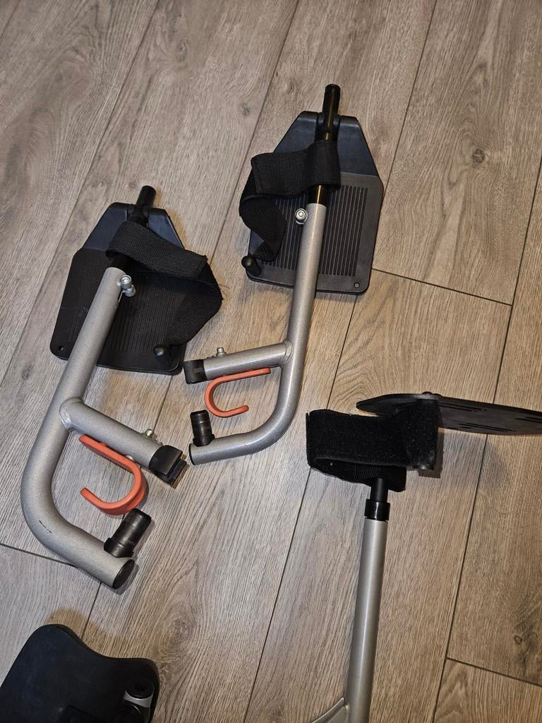 Voet en beensteunen rolstoel, Diversen, Rolstoelen, Ophalen of Verzenden, Duwrolstoel