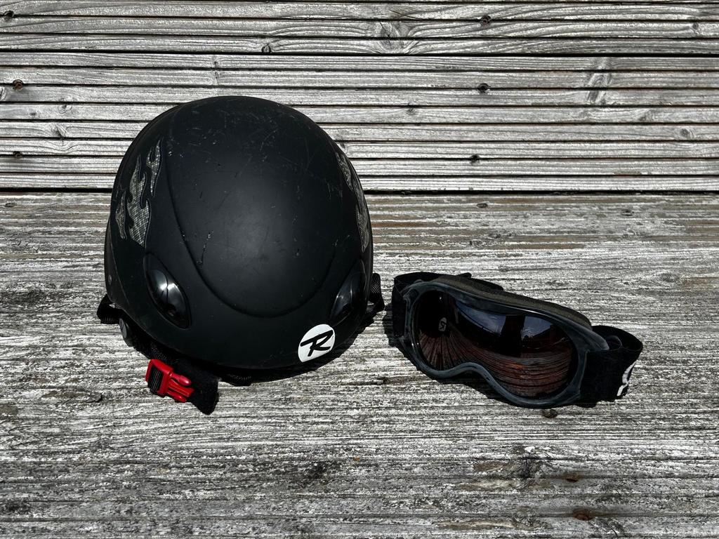 Zwarte Rossignol skihelm met bril voor kind, Ophalen, Gebruikt, Skiën, Rossignol