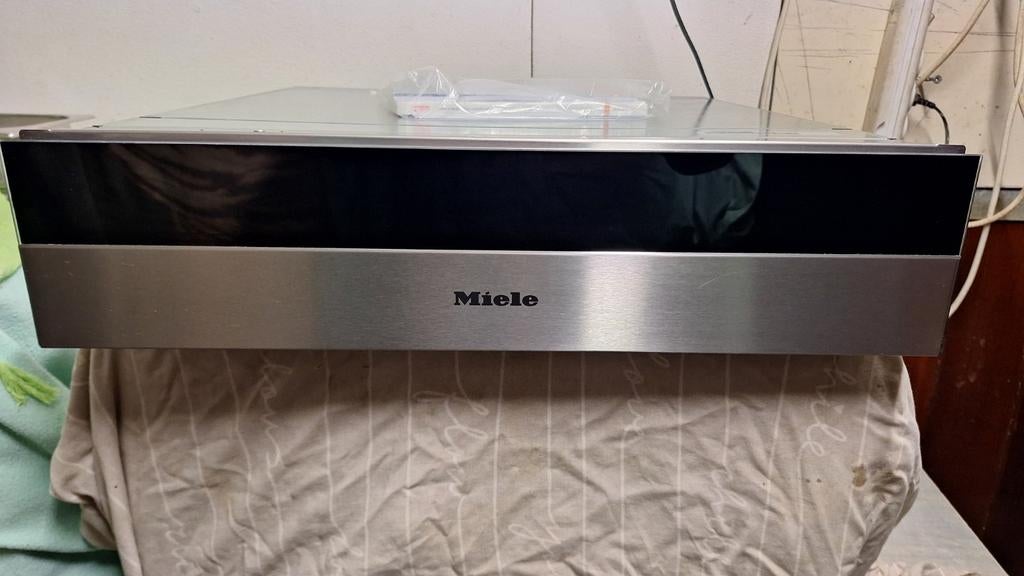 Miele warmhoudlade / servieslade ESW6114 compleet (gourmet), Ophalen, Minder dan 45 cm, Hete lucht, Zo goed als nieuw