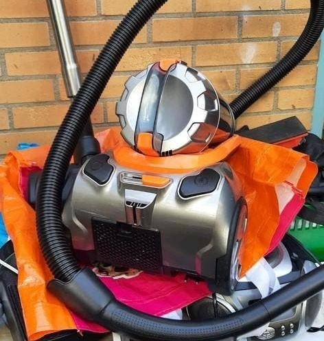 Sauber stofzuiger zakloos, Ophalen