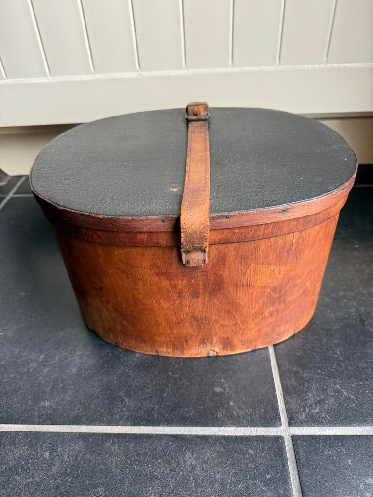 Antieke hoedendoos van gebogen hout bentwood, Ophalen of Verzenden