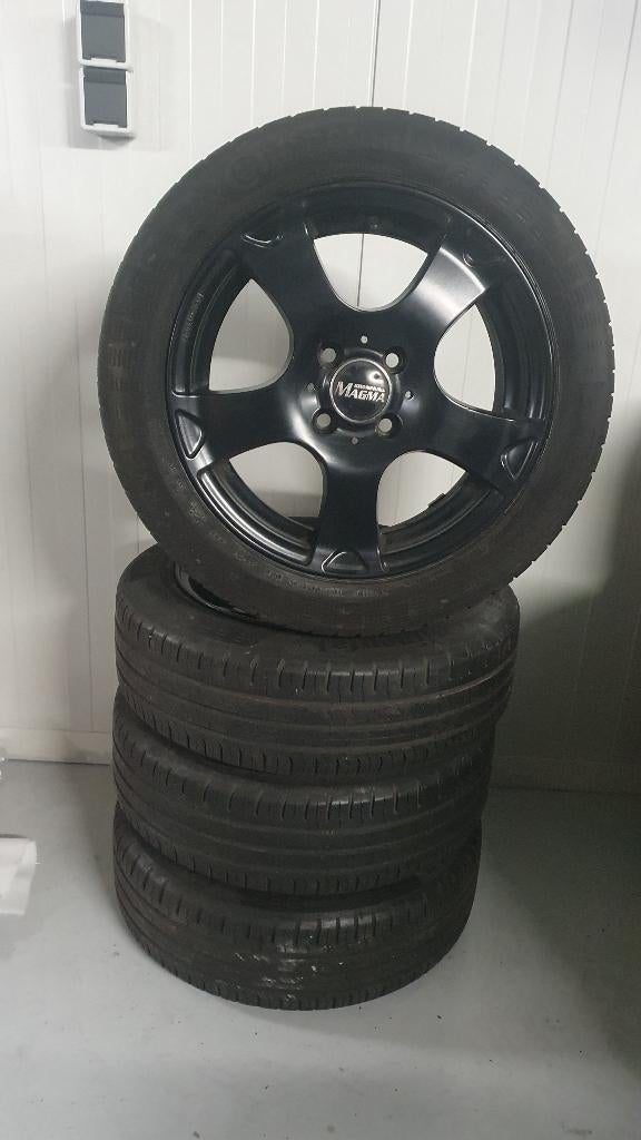 15" Zwarte Magma Velgen+Banden 4x100 Aygo/C1/108/Spark Enz!!, Gebruikt, 15 inch, Velg(en), Ophalen of Verzenden