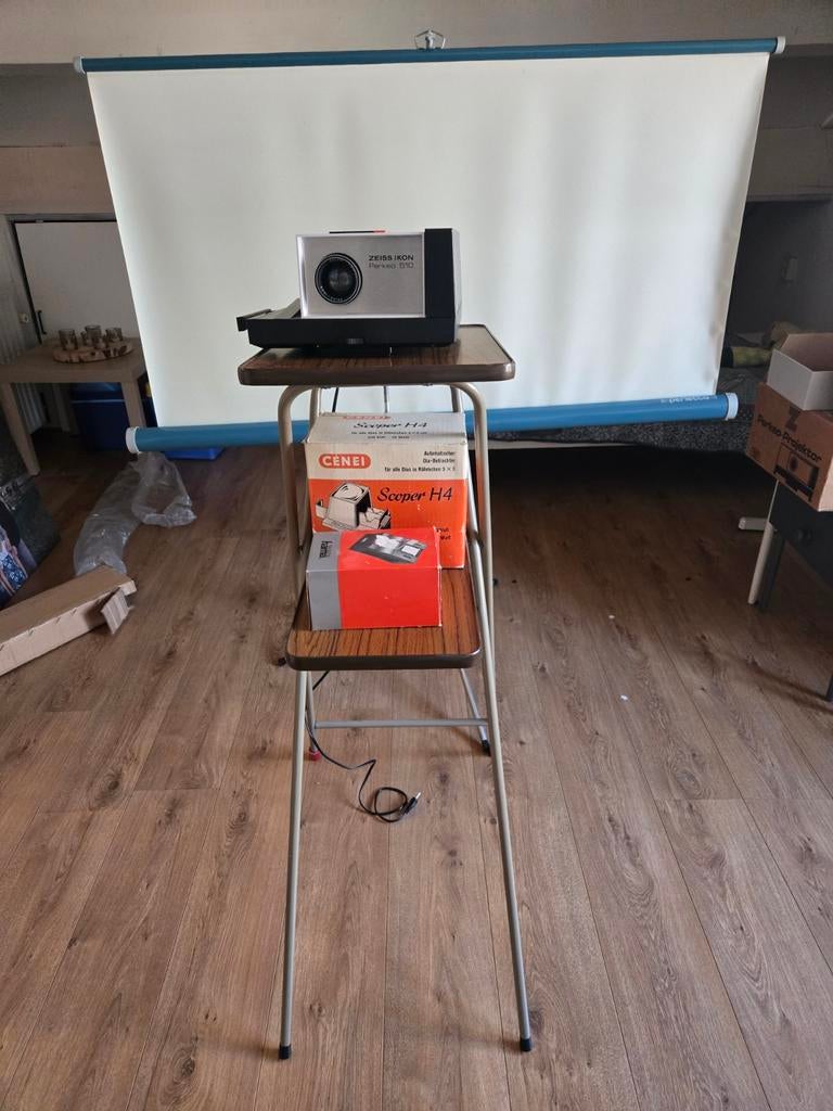 Dia Projector Zeiss, Ophalen, Gebruikt, Met scherm
