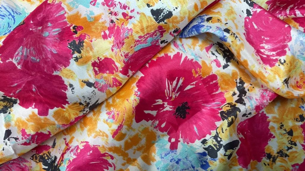 Echte zijde  mooie bloem 3,40 mtr, Overige kleuren, 120 cm of meer, Ophalen of Verzenden, Satijn of Zijde