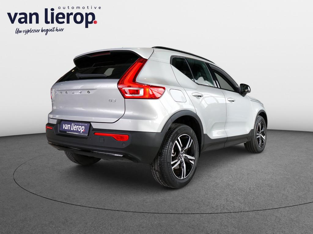 Volvo XC40 2.0 B3 Plus Dark STOEL/STUUR-VERW. | DEALER ONDER, Gebruikt, Zwart, 4 cilinders, 1969 cc