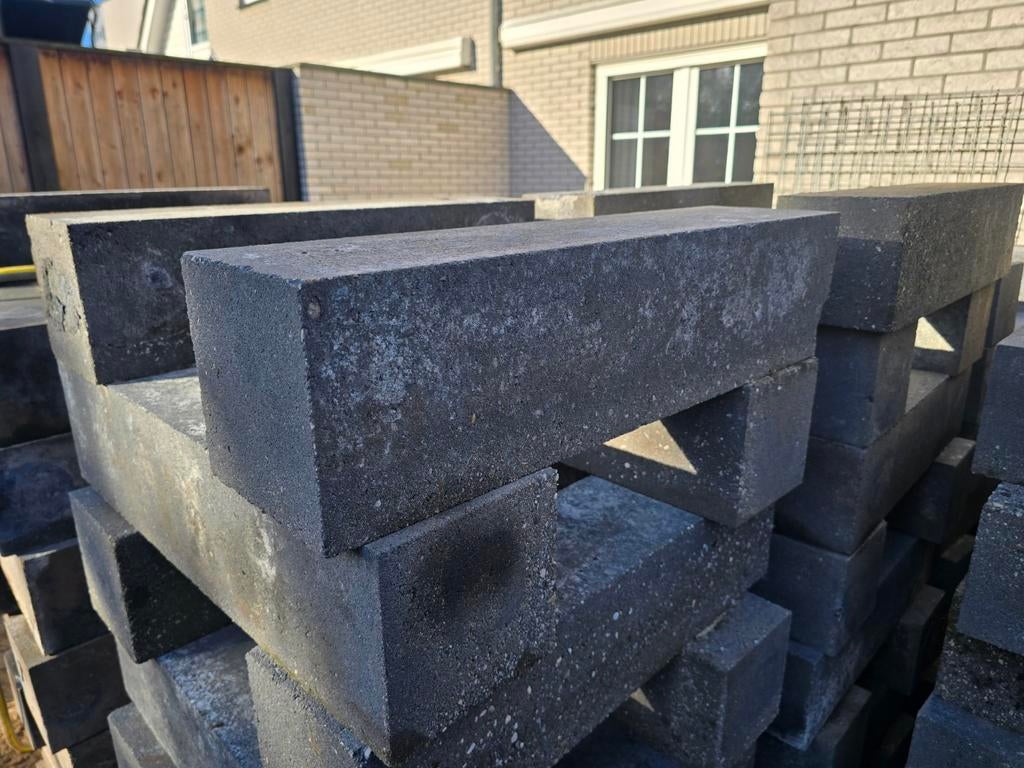 120x Antraciet Stapelblokken beton 60x15x15 - Beschikbaar, Ophalen, Gebruikt, -, -