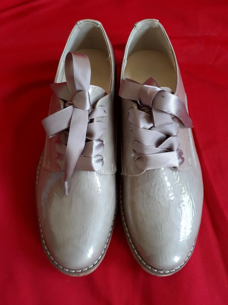 Lakschoenen, Ophalen of Verzenden, Nieuw, Schoenen met lage hakken