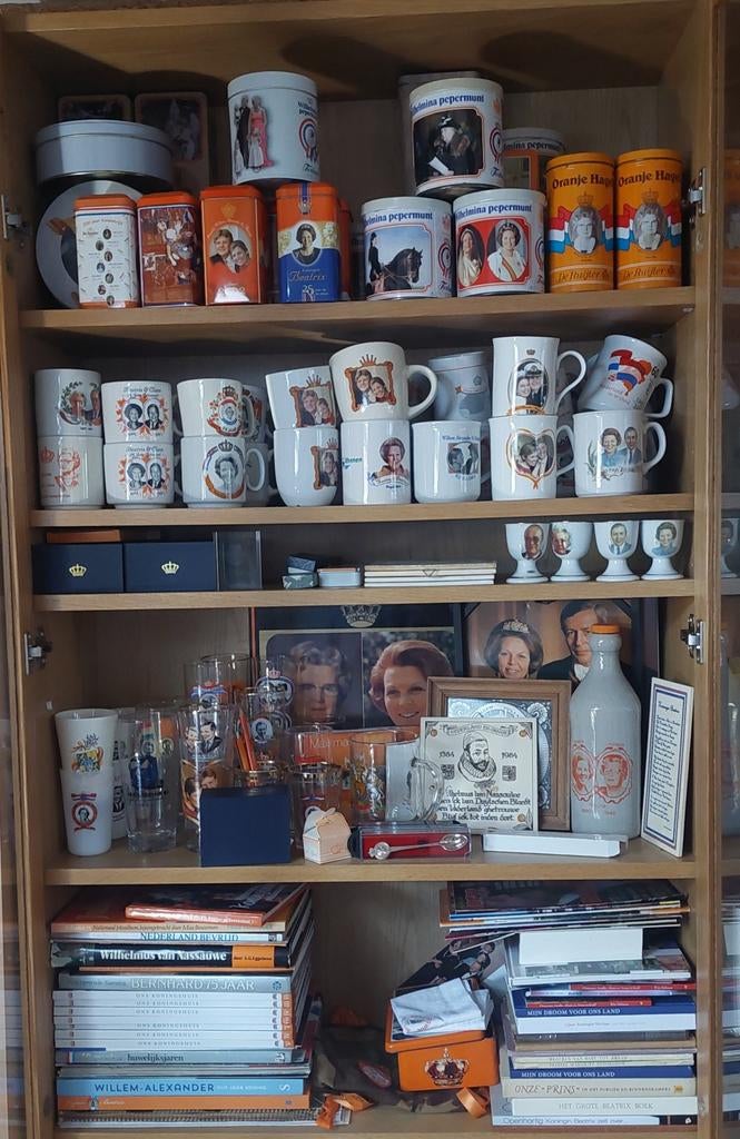 Grote verzameling Koninklijk Huis memorabilia, Verzamelen, Koninklijk Huis en Royalty, Ophalen of Verzenden, Gebruikt, Nederland