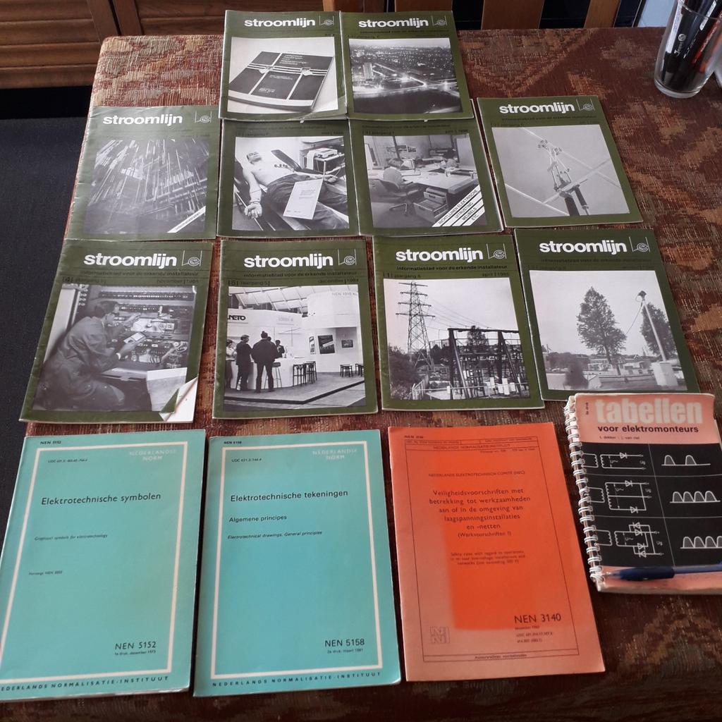 Vintage oude boeken voor elektromonteurs of hobbyen, Boeken, Techniek, Ophalen, Gelezen, Elektrotechniek