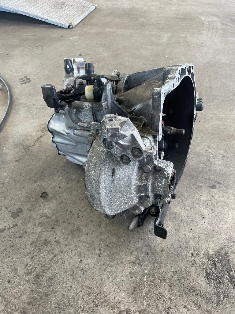 STT 6 versnellingsbak proace 2019-2025 vivaro, Expert, Jumpy, Ophalen, Gebruikt, Opel