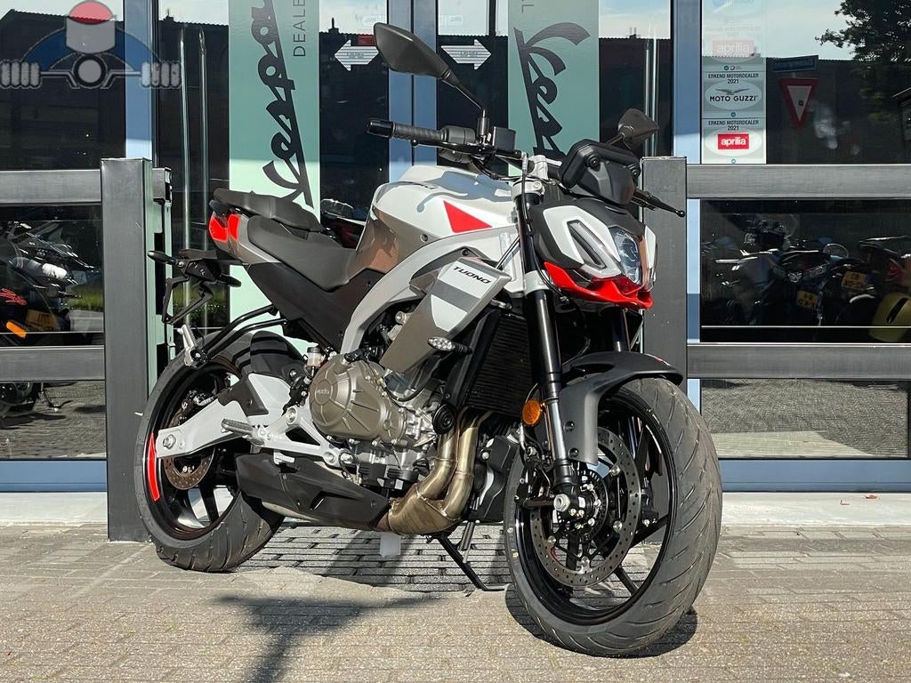 Aprilia Tuono 457  Puma Grey 2026 voorraad korting! - foto 2