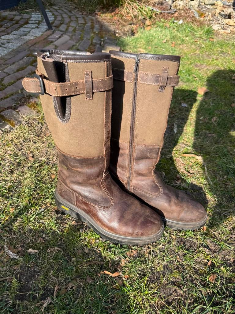 Nagenoeg nieuwe laarzen, Dieren en Toebehoren, Paardrijkleding, Ophalen, Zo goed als nieuw, Overige soorten, Schoeisel