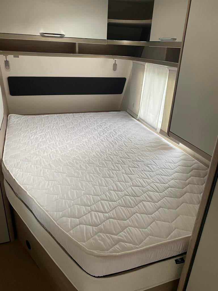 Burstner matras frans bed 140 breed, Ophalen, Nieuw