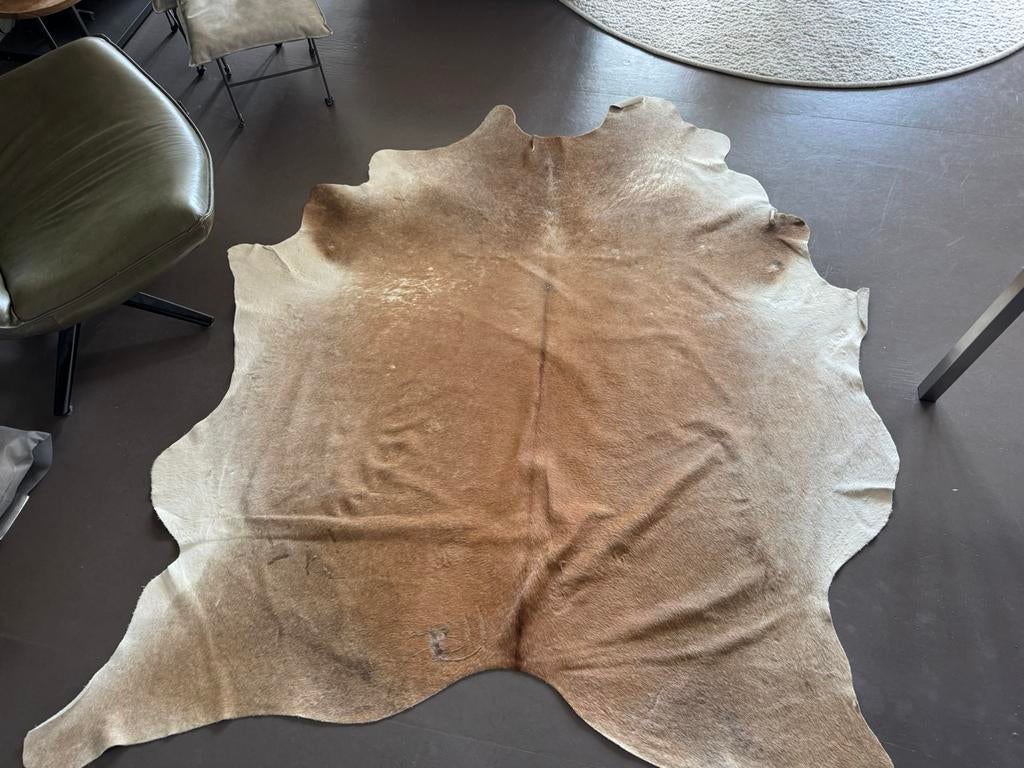 Koeienhuid kleed Kolby Ikea, Huis en Inrichting, Stoffering | Tapijten en Kleden, Ophalen, Overige vormen, 200 cm of meer, 150 tot 200 cm