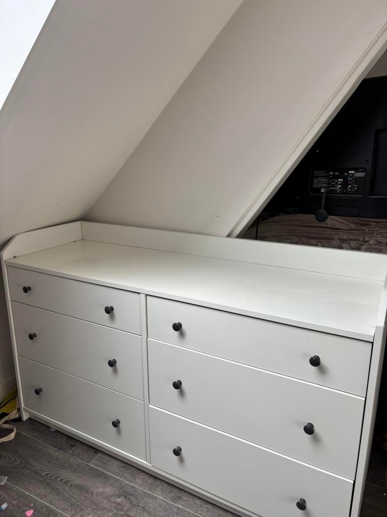 Wit laag kastje, Huis en Inrichting, Kasten | Ladekasten, Ophalen, 50 tot 100 cm, Zo goed als nieuw, Minder dan 100 cm