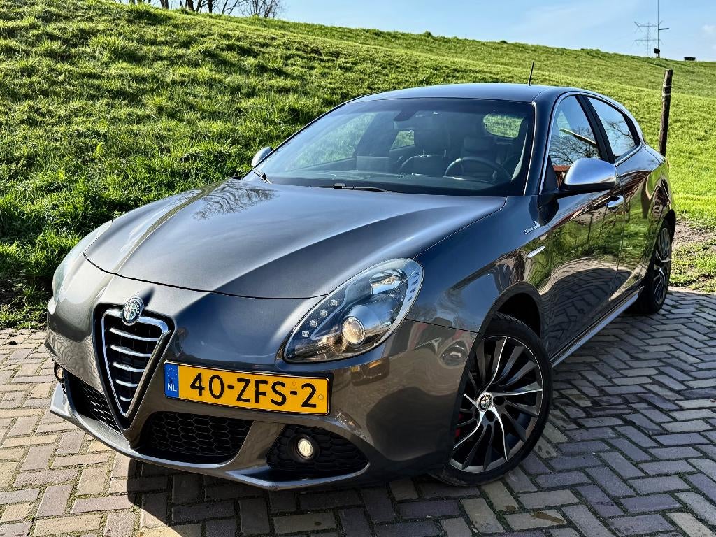 Alfa Romeo Giulietta 1.4 170PK Turbo Business 1e eigenaar!, Auto's, Alfa Romeo, Bedrijf, Giulietta, ABS, Airbags, Airconditioning