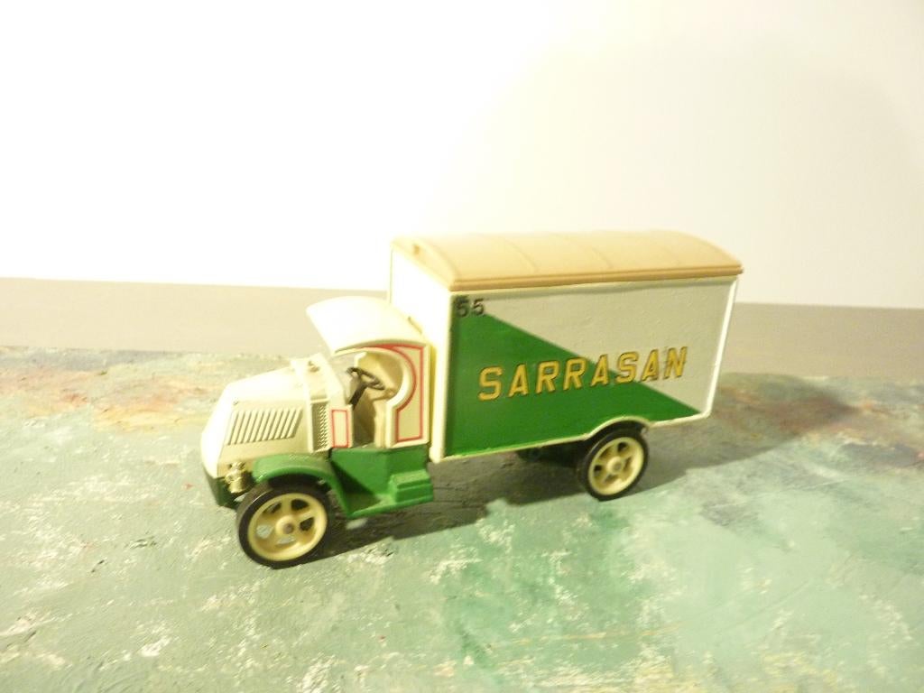 circus miniatuurauto, Ophalen of Verzenden, Zo goed als nieuw, Bus of Vrachtwagen, Matchbox