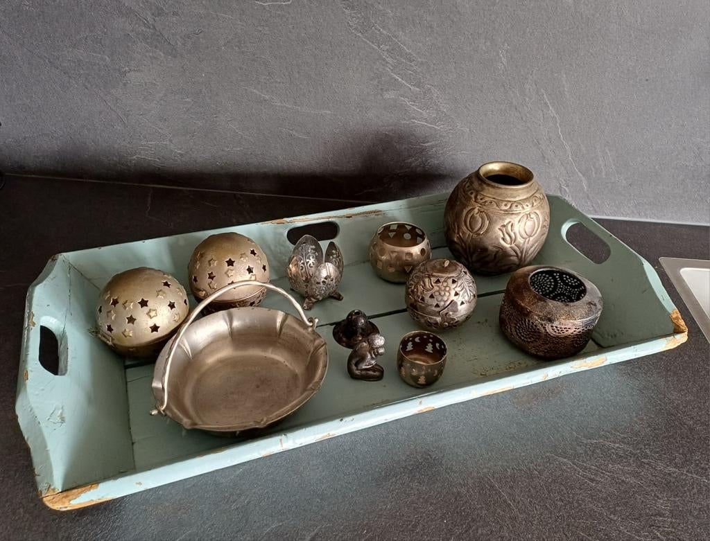 Oude Houten Mangelbak / Dienblad met Snuisterijen voor € 10, Antiek en Kunst, Curiosa en Brocante, Ophalen