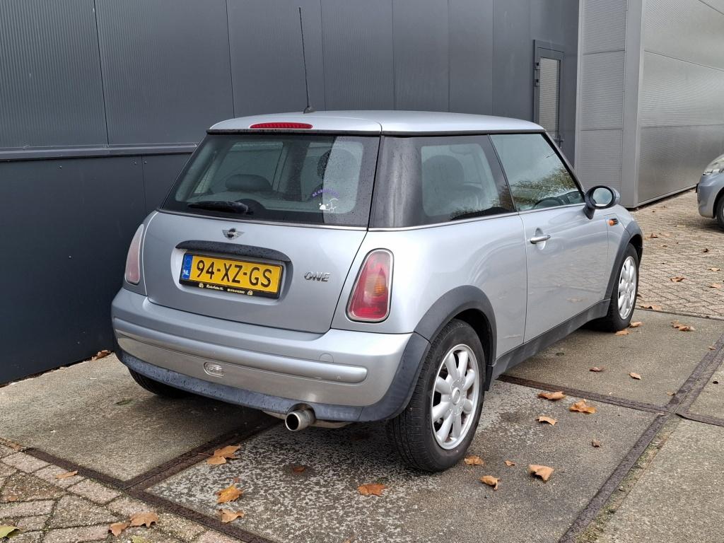 MINI Mini 1.6 One Salt Airco Nieuwe APK ✅ (bj 2002), 15 km/l, Gebruikt, 4 cilinders, Bedrijf