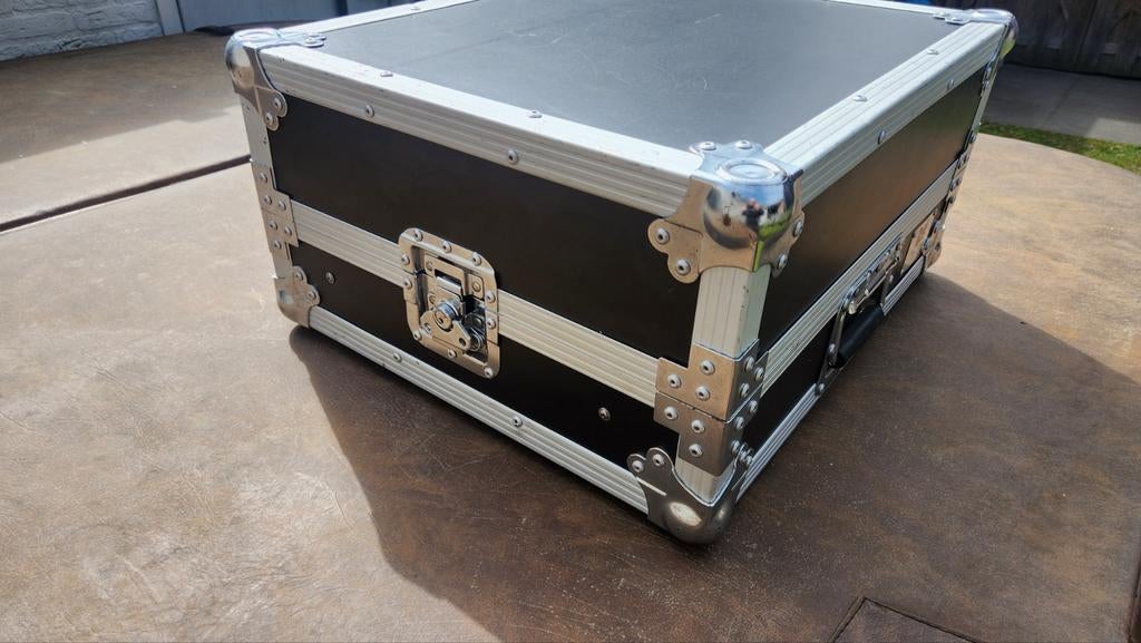 Flightcase 19 inch, Muziek en Instrumenten, Behuizingen en Koffers, Ophalen of Verzenden, Gebruikt, Overige instrumenten, Flightcase